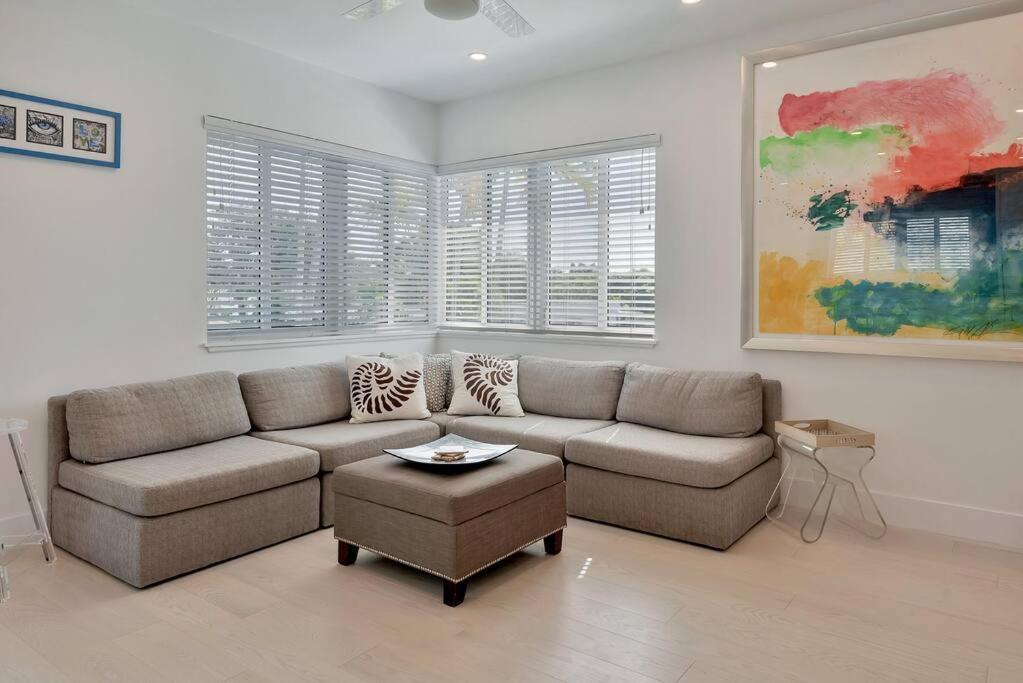 Art Deco Apt W Pool One Mile To Beach Pets Welcome Lake Worth Beach Exterior foto